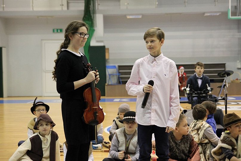 Kolędowanie w SP nr 9