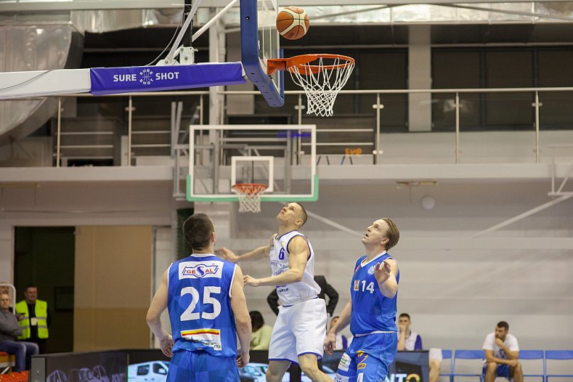 Polfarmex Kutno wygrywa