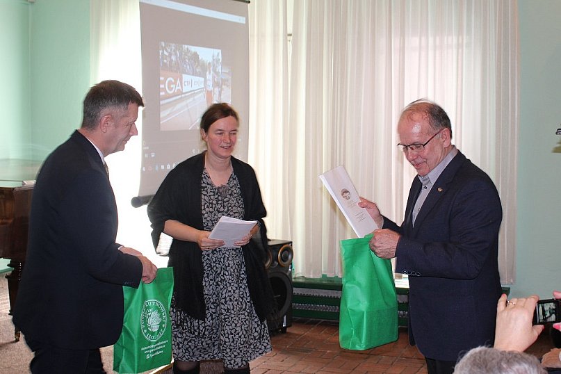 Od Aten do Rio - w Krośniewicach