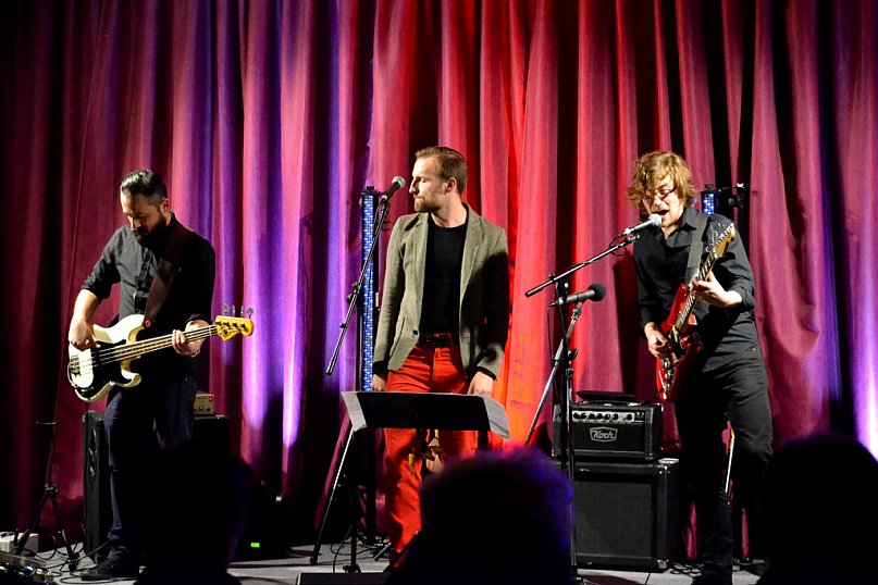 Kwiaty zagrały w bibliotece