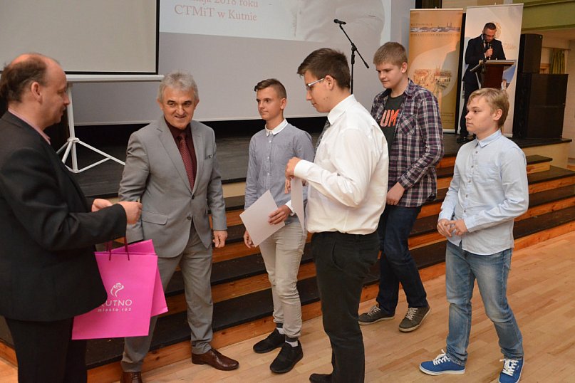 Patron znany czy nieznany