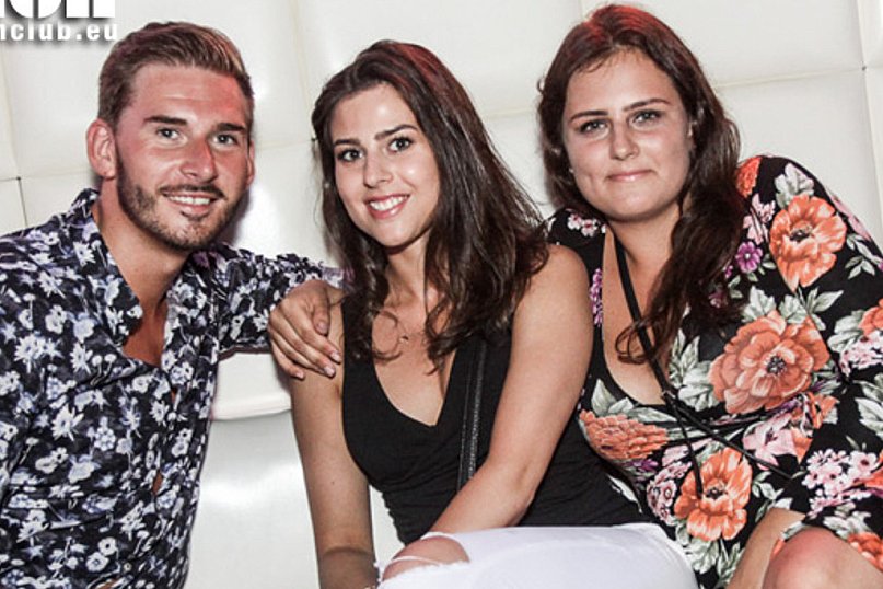 Sobotnia impreza w klubie Milion