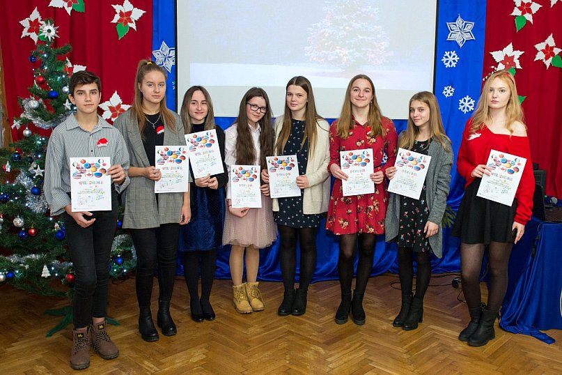 Wyśpiewali nagrody w Staszicu