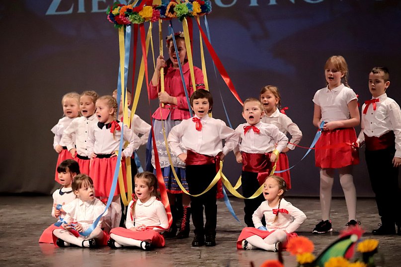 50-lecie ZPiTZK. Występ dzieci