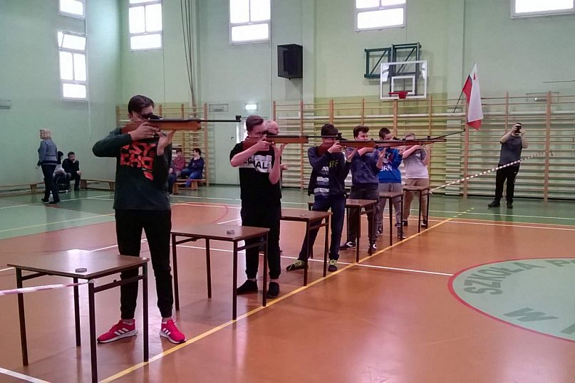 Międzyszkolne Zawody Strzeleckie w Szkole Podstawowej nr 4