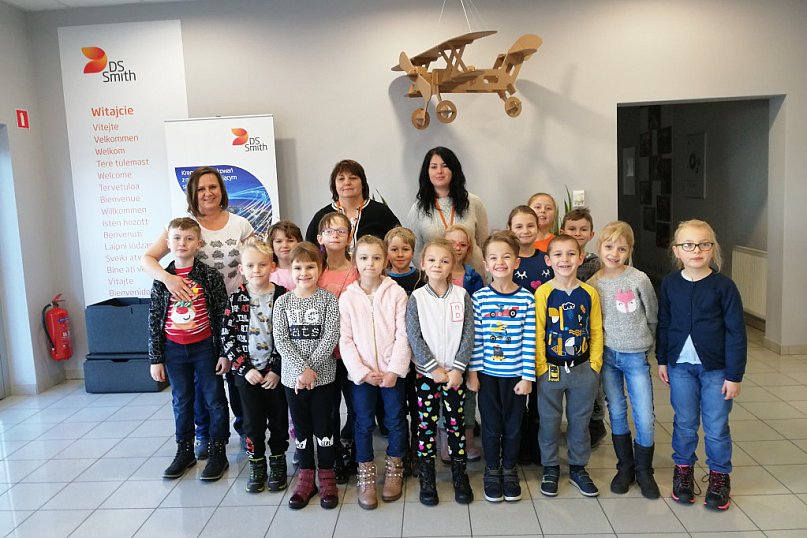 Uczniowie SP nr 6 z wizytą w firmie DS Smith