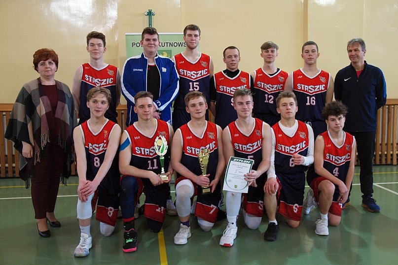 I Mistrzostwa Powiatu Kutnowskiego Szkół Średnich w Koszykówce