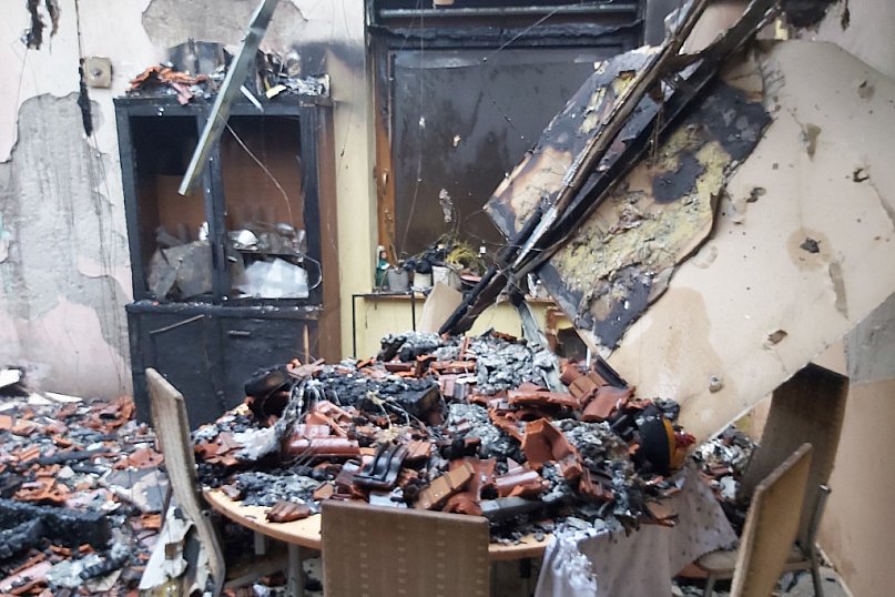 Pożar zniszczył ich dom