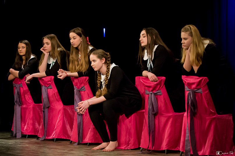 Premiera Szkoły dla dziewcząt panny Mon Tristo