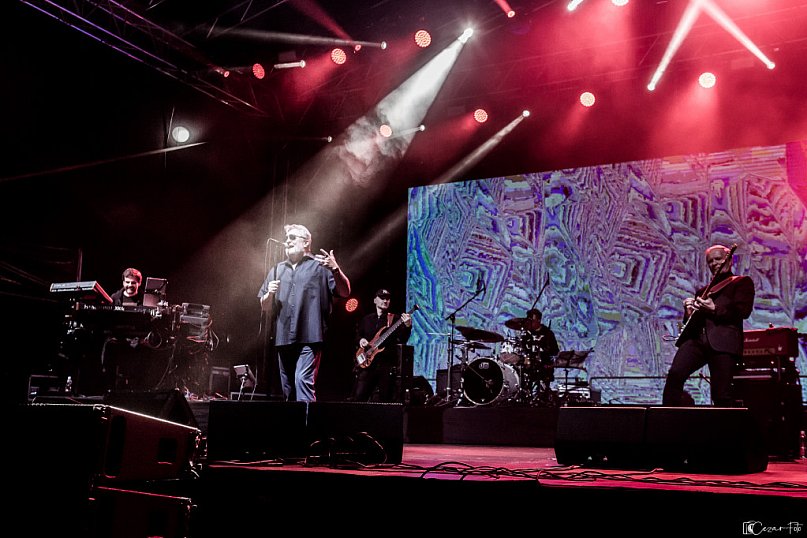 Krzysztof Cugowski z Zespołem Mistrzów