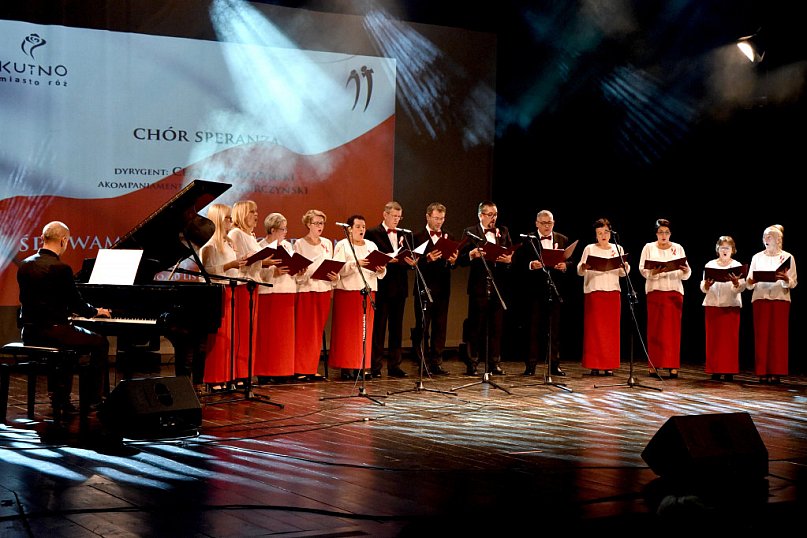 Śpiewamy dla Biało-Czerwonej