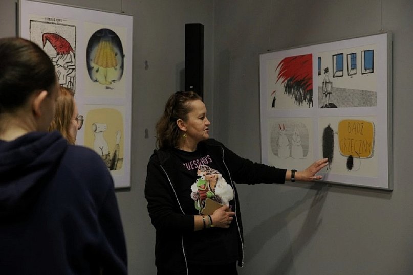 AUA rysunki i plakaty