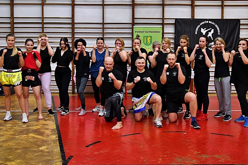 Dzień Kobiet z kickboxingiem