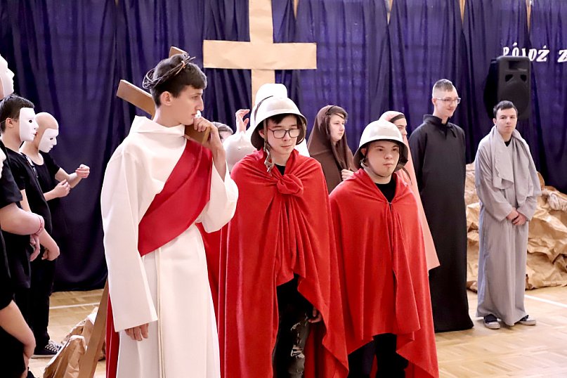 Misterium Wielkopostne w SOSW nr 1