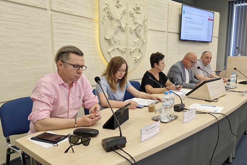 Gorąca sesja rady miasta