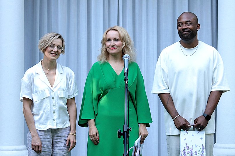 Muzyka Róż(a)na JUST THE 2 OF US