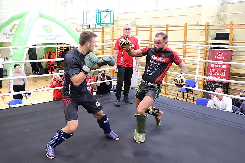 Krystian Rosa kontra Michał Wiśniewski w K-1