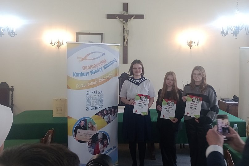Licealistki z Kasprowicza triumfują!