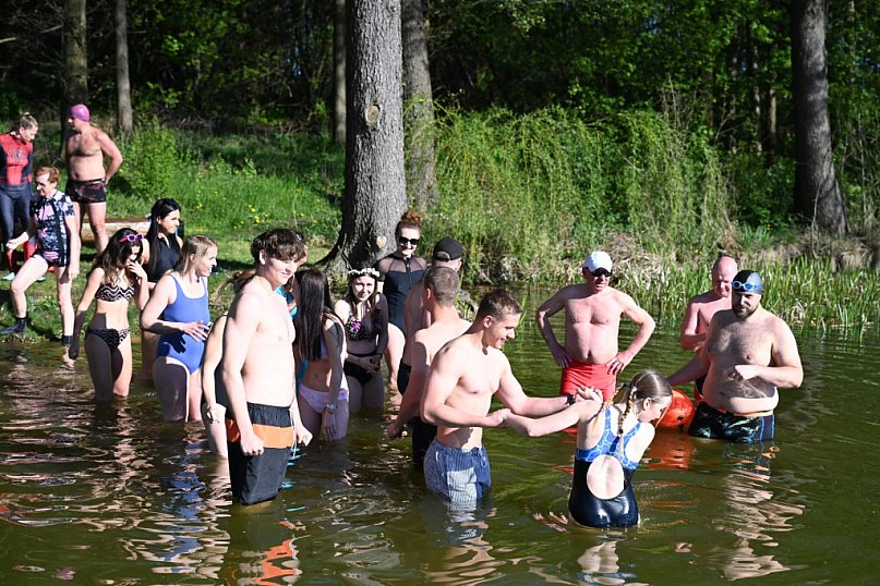 Morsy Kutno pożegnały zimowy sezon morsowy