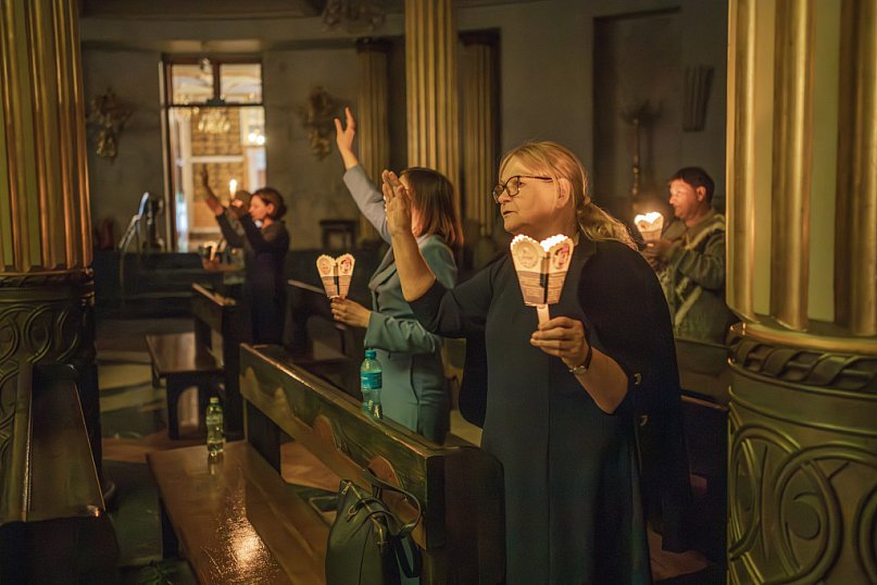 Duch Święty gromadzi wspólnoty