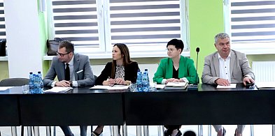 Będzie stanowisko powiatu w sprawie likwidacji delegatury kuratorium w Kutnie?-60253