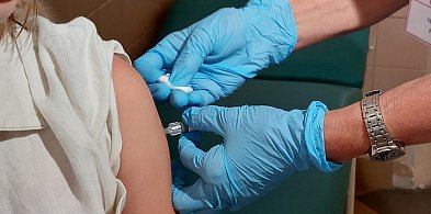 Środa z profilaktyką NFZ: Onkoszczepionka przeciw HPV od 9 roku życia-63069