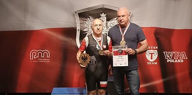 Sukces kutnowskich siłaczy! Kaliński i Jabłoński z pucharami -68038