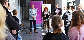 Ciekawa wystawa w domu kultury. Rzecz o Izraelu