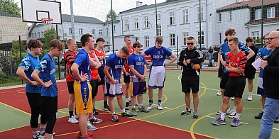Grabski oraz Dąbrowszczak Mistrzami Powiatu w Koszykówce 3x3 w ramach Licealiady-68310