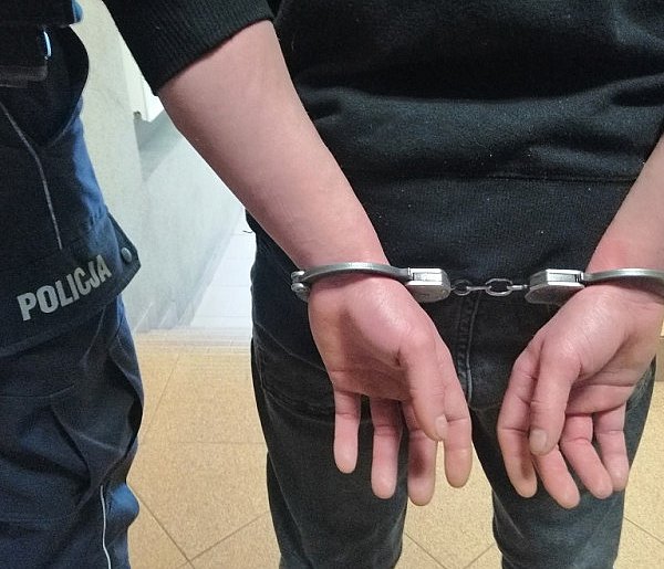 Z zakazem i promilami zatrzymany kierowca motoroweru-68506