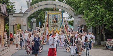 „Mam sen… że moja miłość opanuje świat” — Boże Ciało-69075
