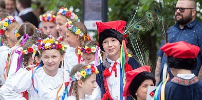 Zapraszamy na V Ogólnopolski Festiwal Muzyki Ludowej „Złota Leszczyna”! -69198
