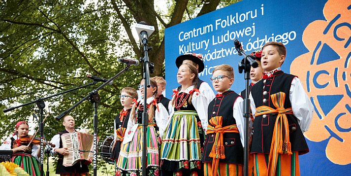 Ważne inwestycje, rekordowe dofinansowania, centrum folkloru