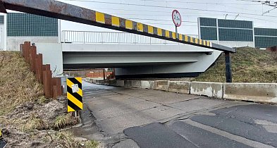 Tematy jak bumerang. Wiadukt i tunel na Józefowie-70016