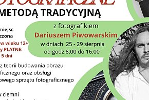 Żychlin: spacer z książką i warsztaty fotografii analogowej-70080