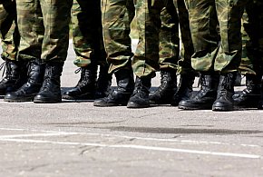 Wezwania trafią do tysięcy Polaków. Kto musi szykować się na komisję?-70370