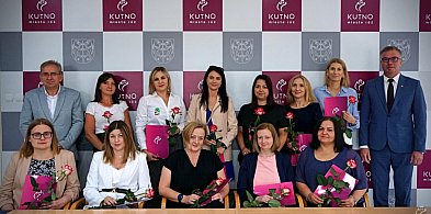 Awans zawodowy dla 11 kutnowskich nauczycielek-70419