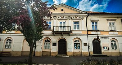 Święto Kolekcjonerów bez numeracji i Krośniewic? Regionaliści protestują-70467