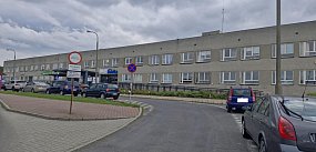 Mieszkańcy narzekają na parkowanie przy szpitalu 