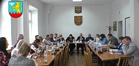 Trwają obrady radnych gminnych