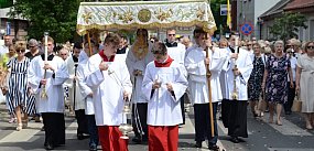 Czy trzeba iść na procesję w Boże Ciało?
