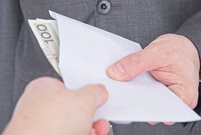 Zarabiasz bez firmy? Od 2026 roku wchodzi nowy, wyższy próg-71236