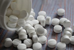 Popularny lek znika z aptek. GIF ostrzega: natychmiast oddaj go do apteki-71517