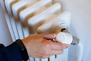 Kaloryfer zakręcony? I tak zapłacisz. Nowe prawo uderzy w lokatorów-72170