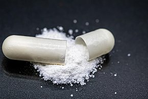 Salmonella w popularnym suplemencie. „Nie należy spożywać”-72228