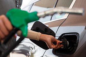 Zaskoczenie na stacjach paliw. Kierowcy nie tego się spodziewali-73453