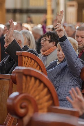 Wdzięczność, która unosi się jak modlitwa-20190