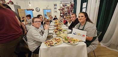 Tworzymy rodzinę. Podano do stołu - warsztaty kulinarne-72056