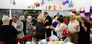 Spotkanie wigilijne Stowarzyszenia Złoty Wiek w Kutnie-72960