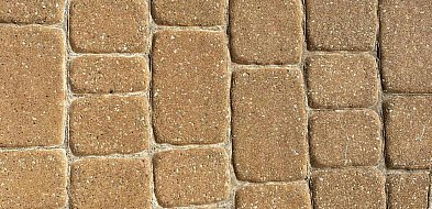 Są chętni na przebudowę chodnika przy Oporowskiej w Kutnie